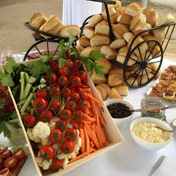 Un menu varié à base de produits frais de premiers choix Corse